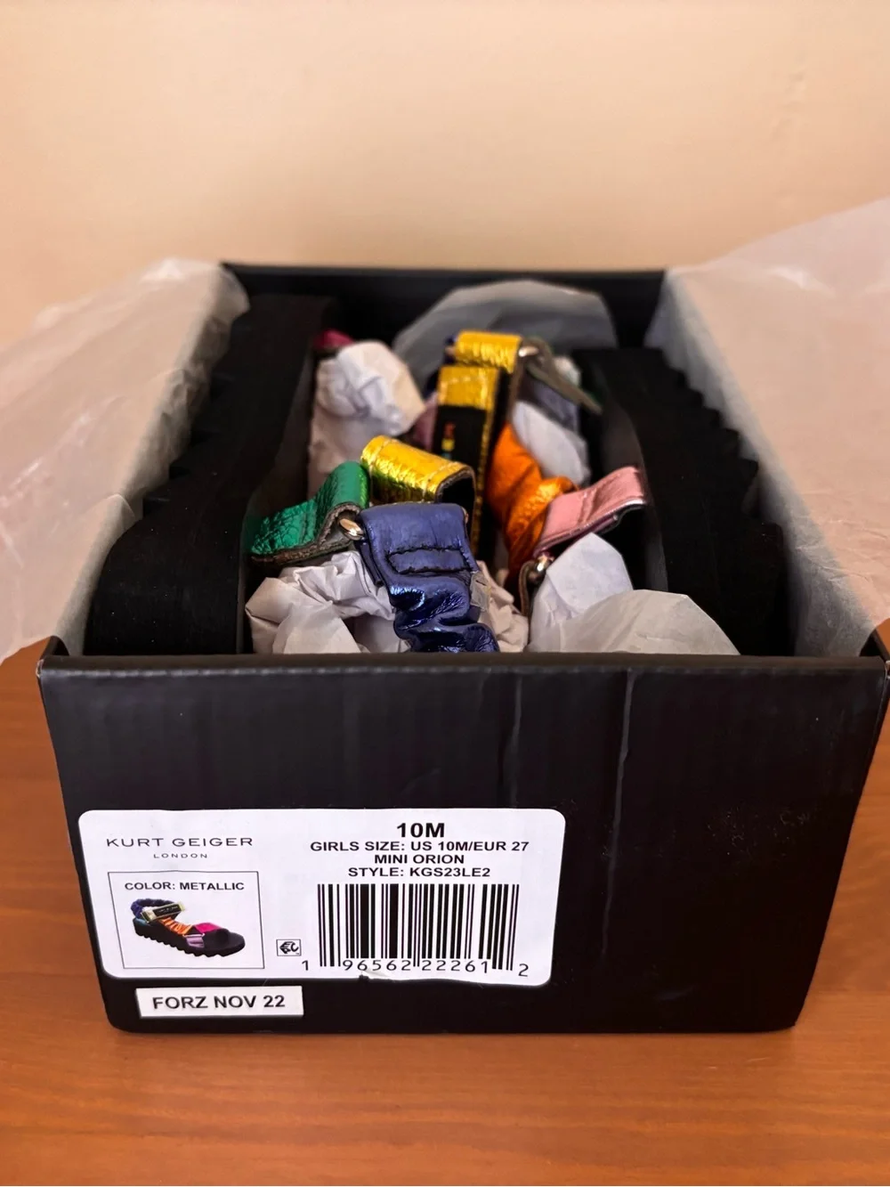 Kurt Geiger Kids Multicolor Metallic Strap Sandals - New in Box Girls Sz 10